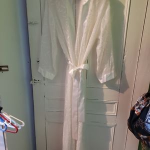 NWOT stunning robe La vie en Rose